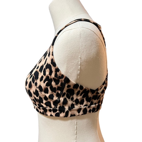 Victoria’s Secret Large Leopard Print Strappy Back Sports Bra - Picture 2 of 4